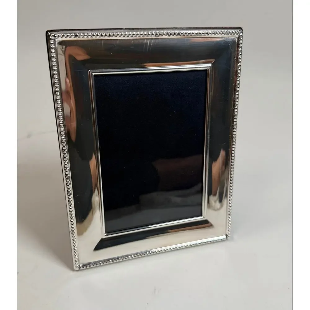 Carrs Sheffield England Silver Plated Contemporary Picture Frame 5x7